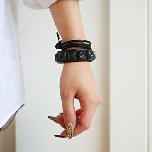 【ジャムホームメイド（JAMHOMEMADE）】レザー ブレスレット シングル スタッズ