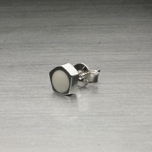 J-NS105-ON)オニキスピアス-シルバー/片耳｜アクセサリー通販のジャム