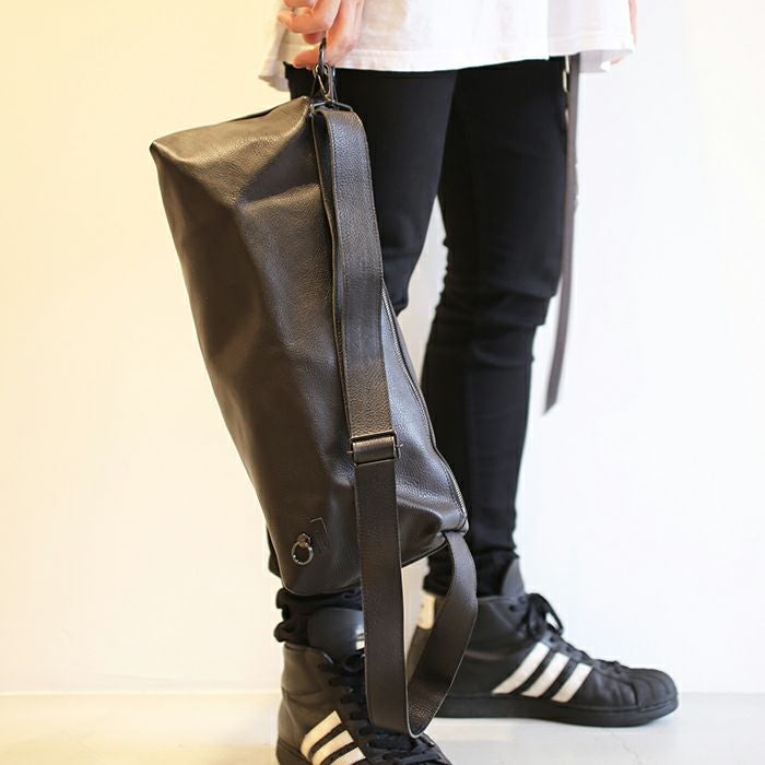 J-NS494-BK)アリゾナレザーワンショルダーバッグL-ブラック