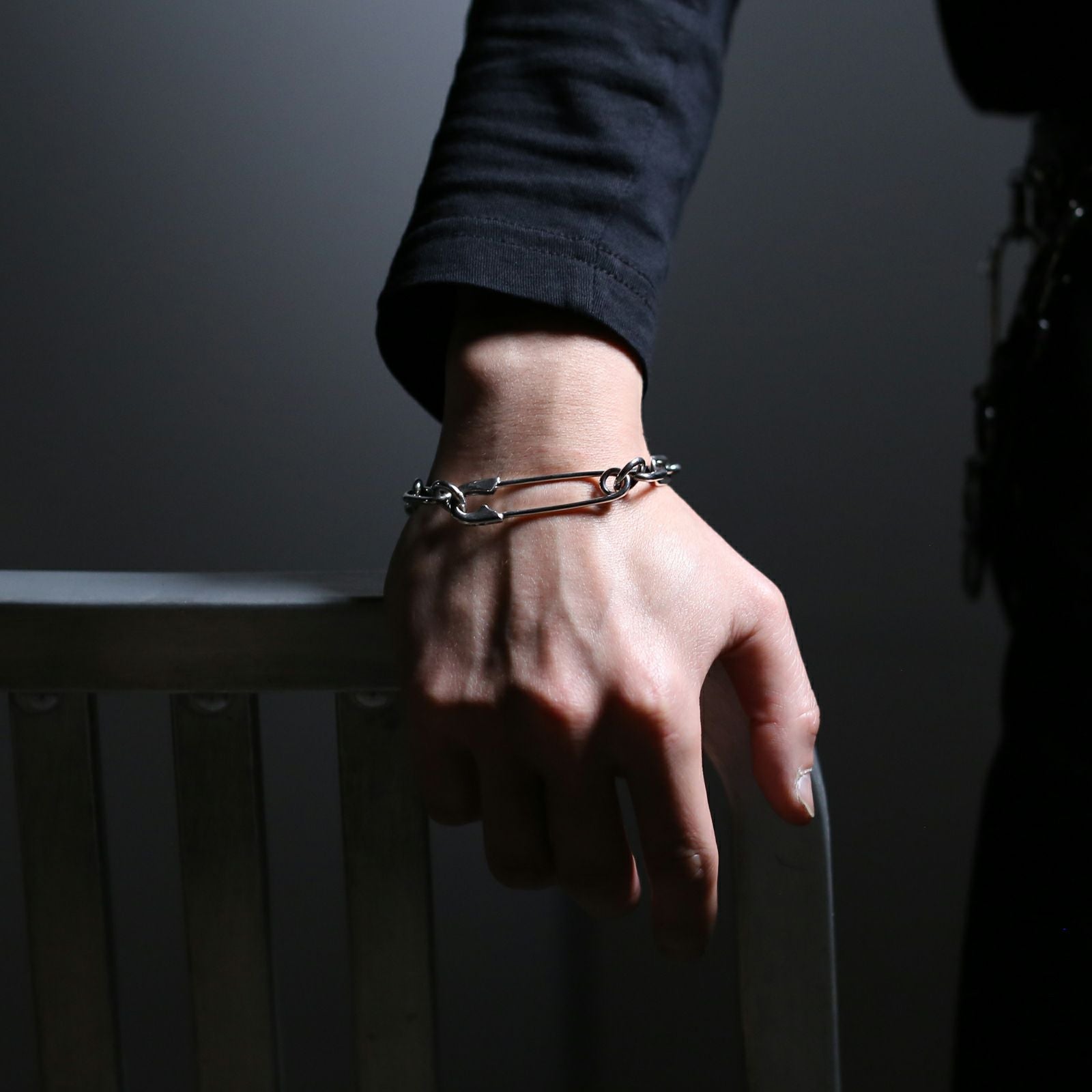 J-BR003-SV)安全ピン長アズキチェーンダイヤモンドブレスレットS