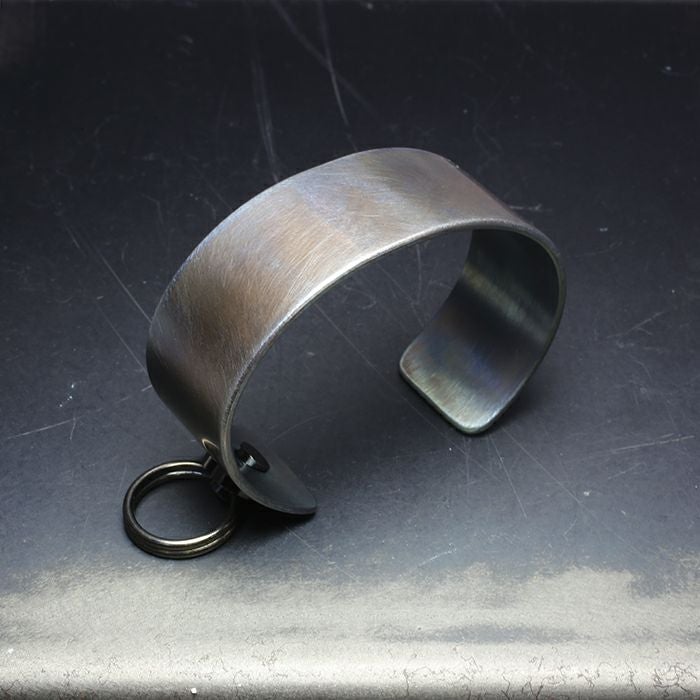 【ジャムホームメイド（JAMHOMEMADE）】EXIT メタル バングル M(25mm） - ダークアンバー -