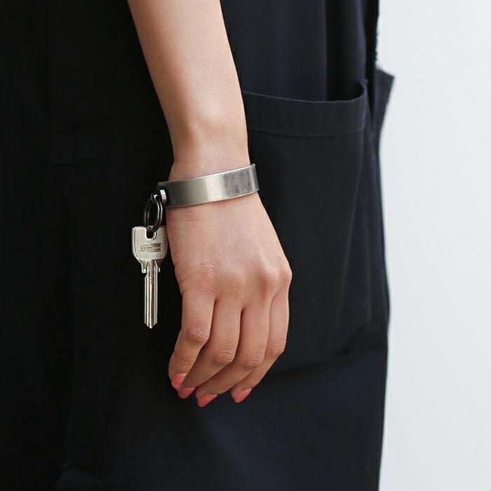 【ジャムホームメイド（JAMHOMEMADE）】EXIT メタル バングル M(25mm） - ダークアンバー -