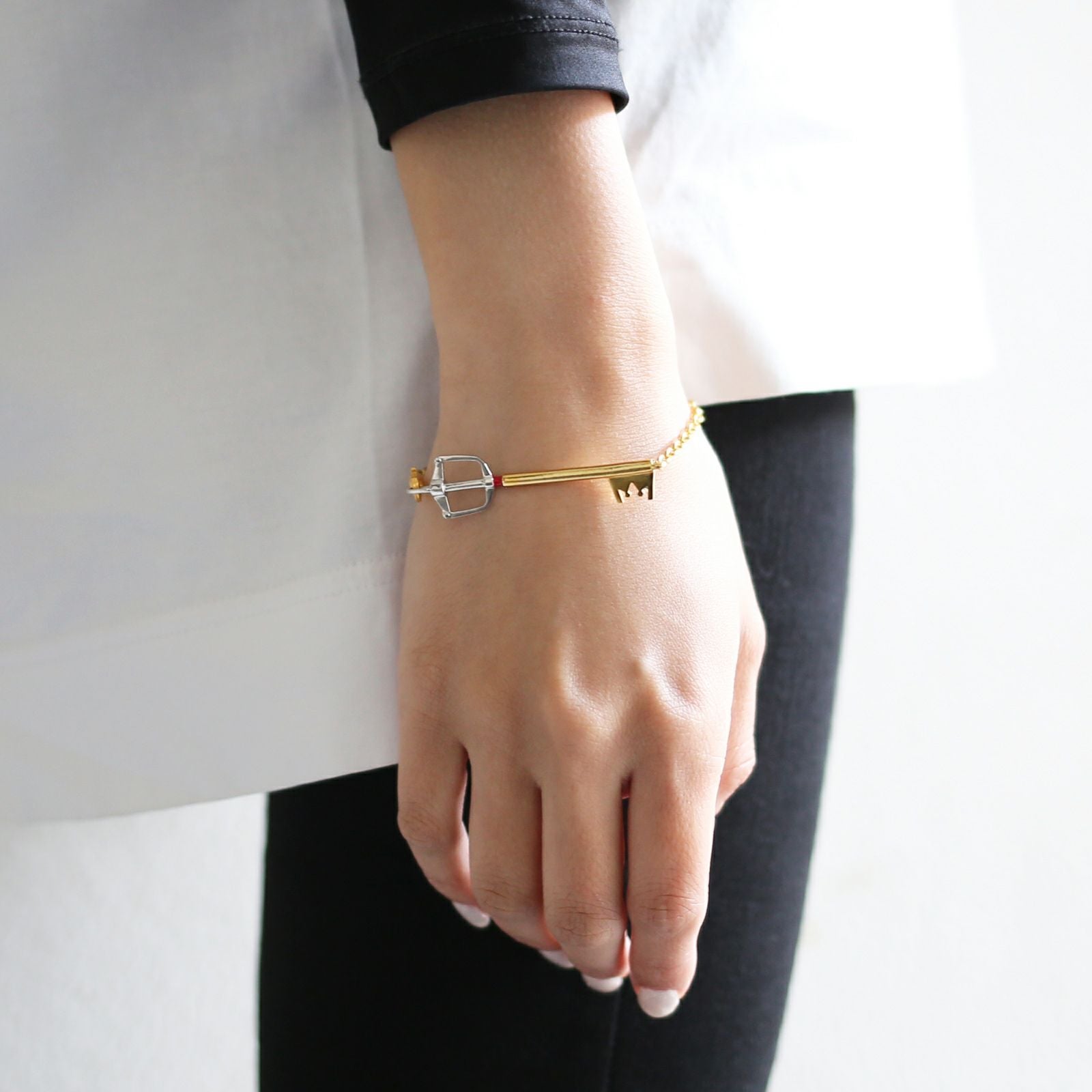 JWDBR20)キングダム ハーツ キーブレードブレスレット “王様（ミッキー