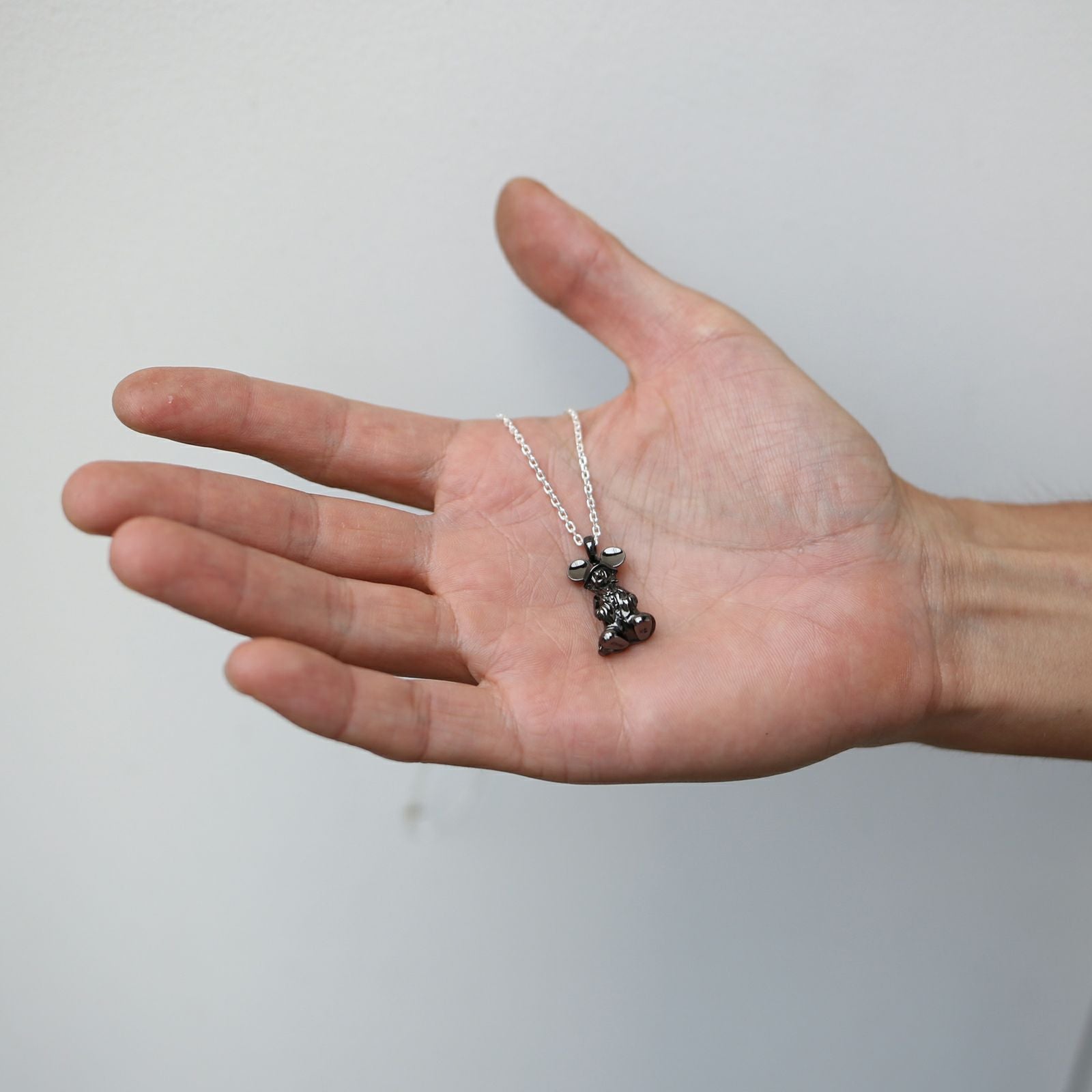 JWDNC88BK)キングダム ハーツ “王様（ミッキーマウス）” ネックレス 闇