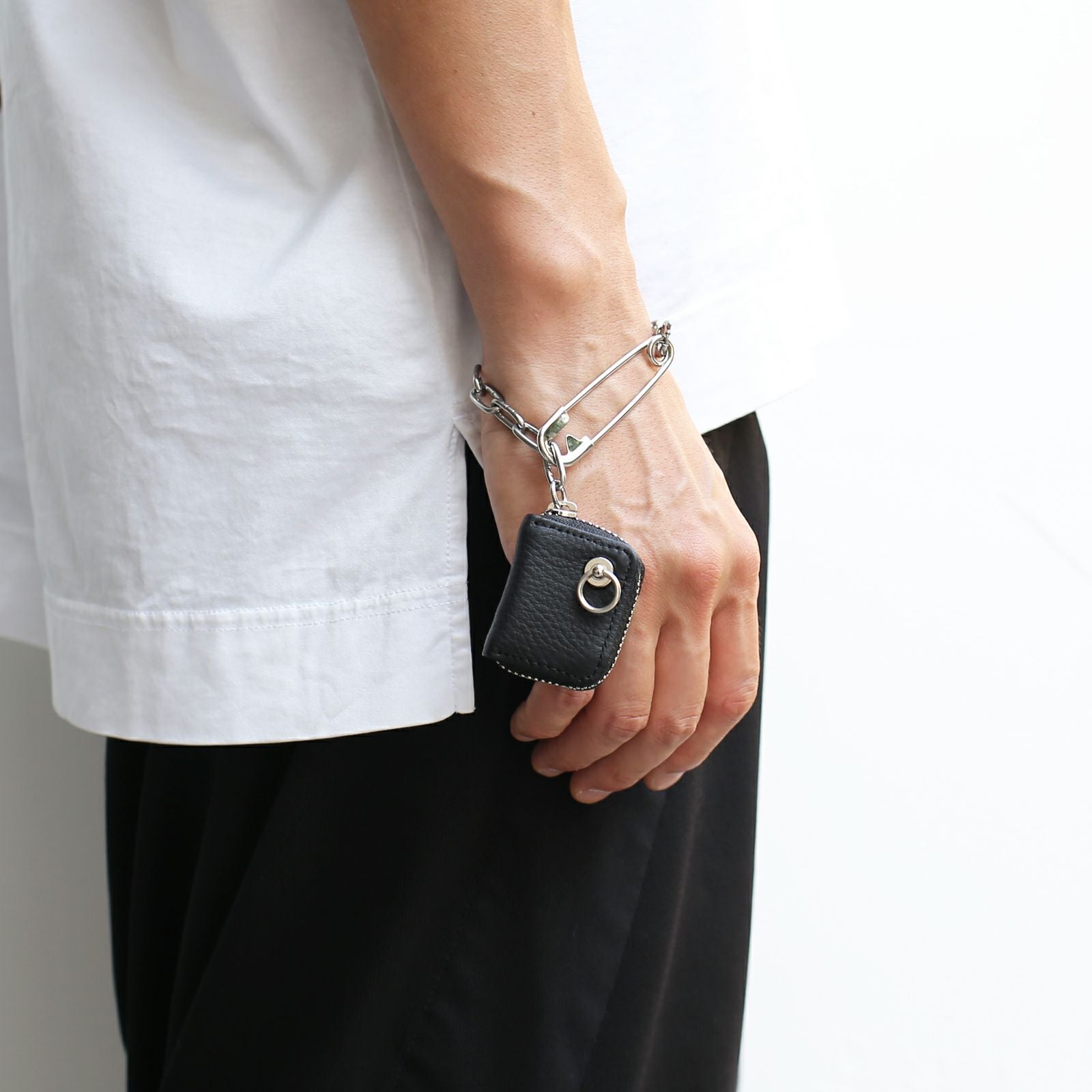 JNS1101)世界最小級のレザーウォレットチャーム｜アクセサリー通販の