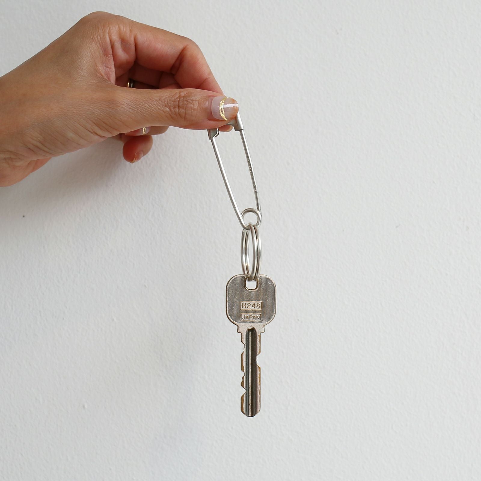 J25JUB13)銀のキーホルダー シルバージュビリー｜アクセサリー通販の