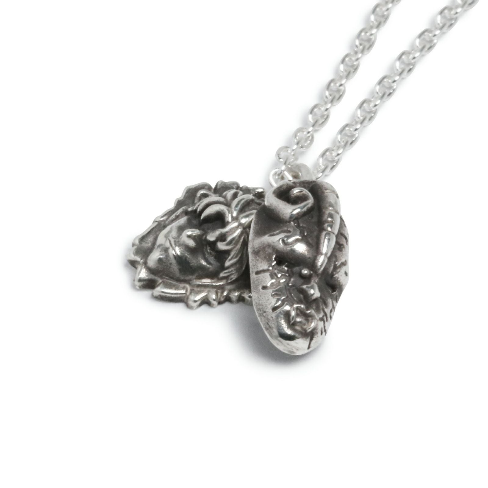 JJO054)ジョジョの奇妙な冒険 ファントムブラッド 石仮面＆吸血鬼