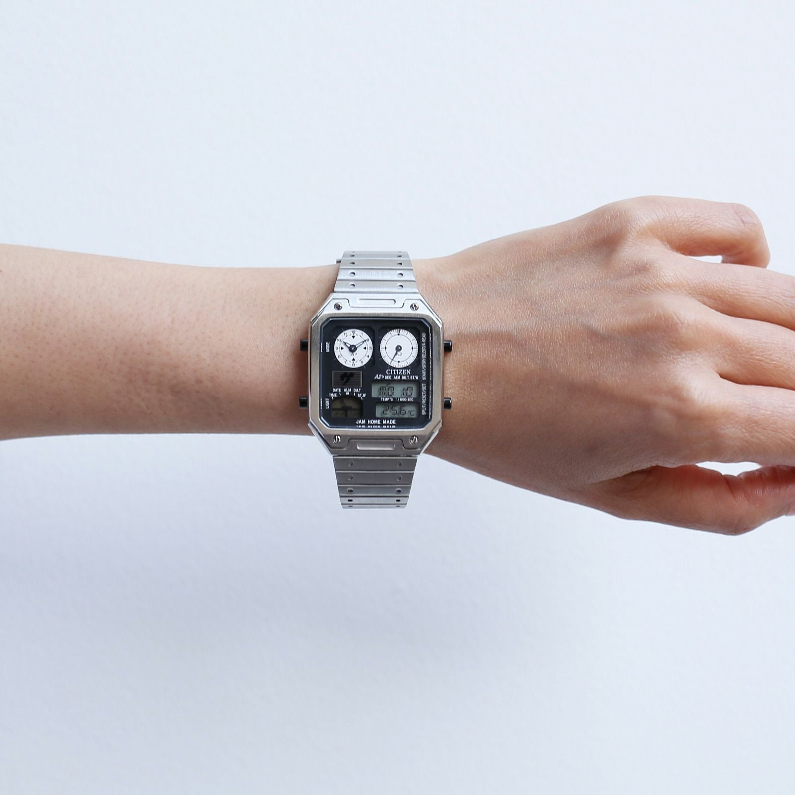 CITIZEN 『サ』 サーモセンサー & アナデジテンプ / 腕時計