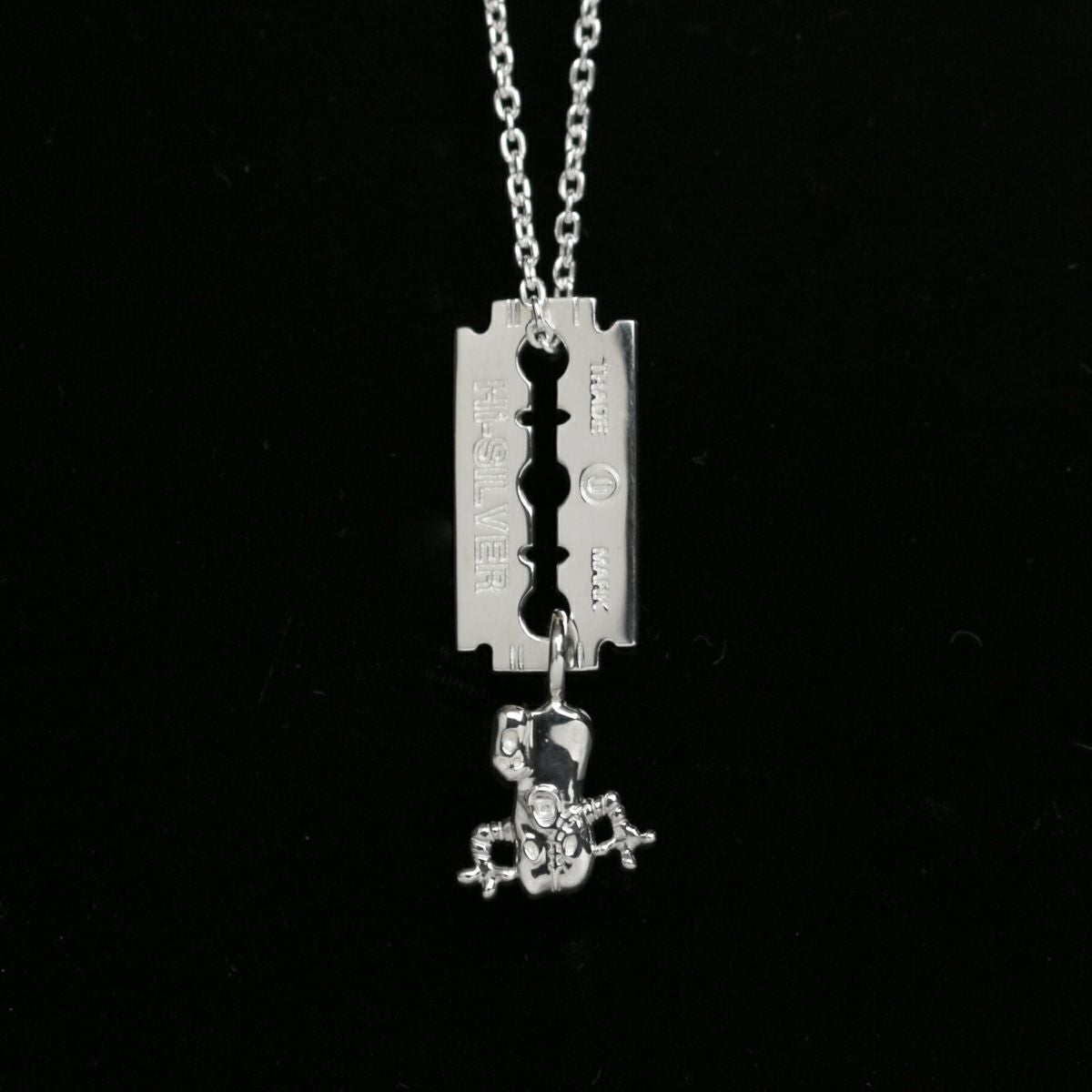 JJO072)ジョジョの奇妙な冒険 黄金の風 Mt ネックレス｜アクセサリー