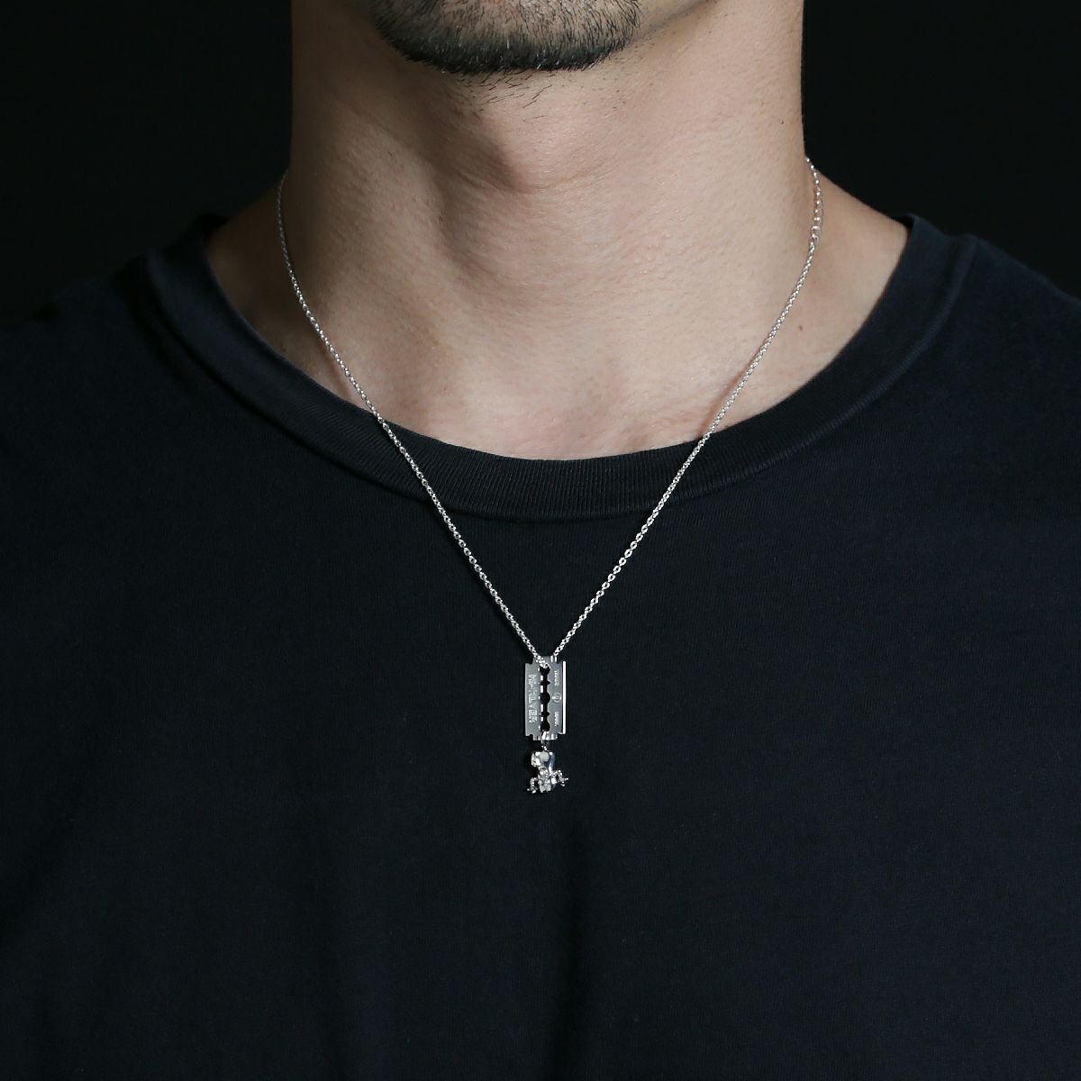 JJO072)ジョジョの奇妙な冒険 黄金の風 Mt ネックレス｜アクセサリー