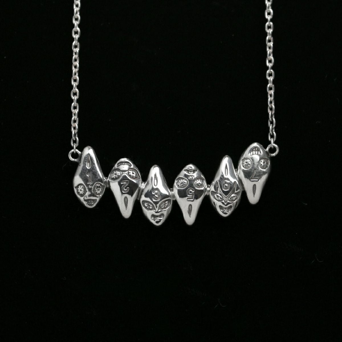 JJO066)ジョジョの奇妙な冒険 黄金の風 S・P ネックレス｜アクセサリー