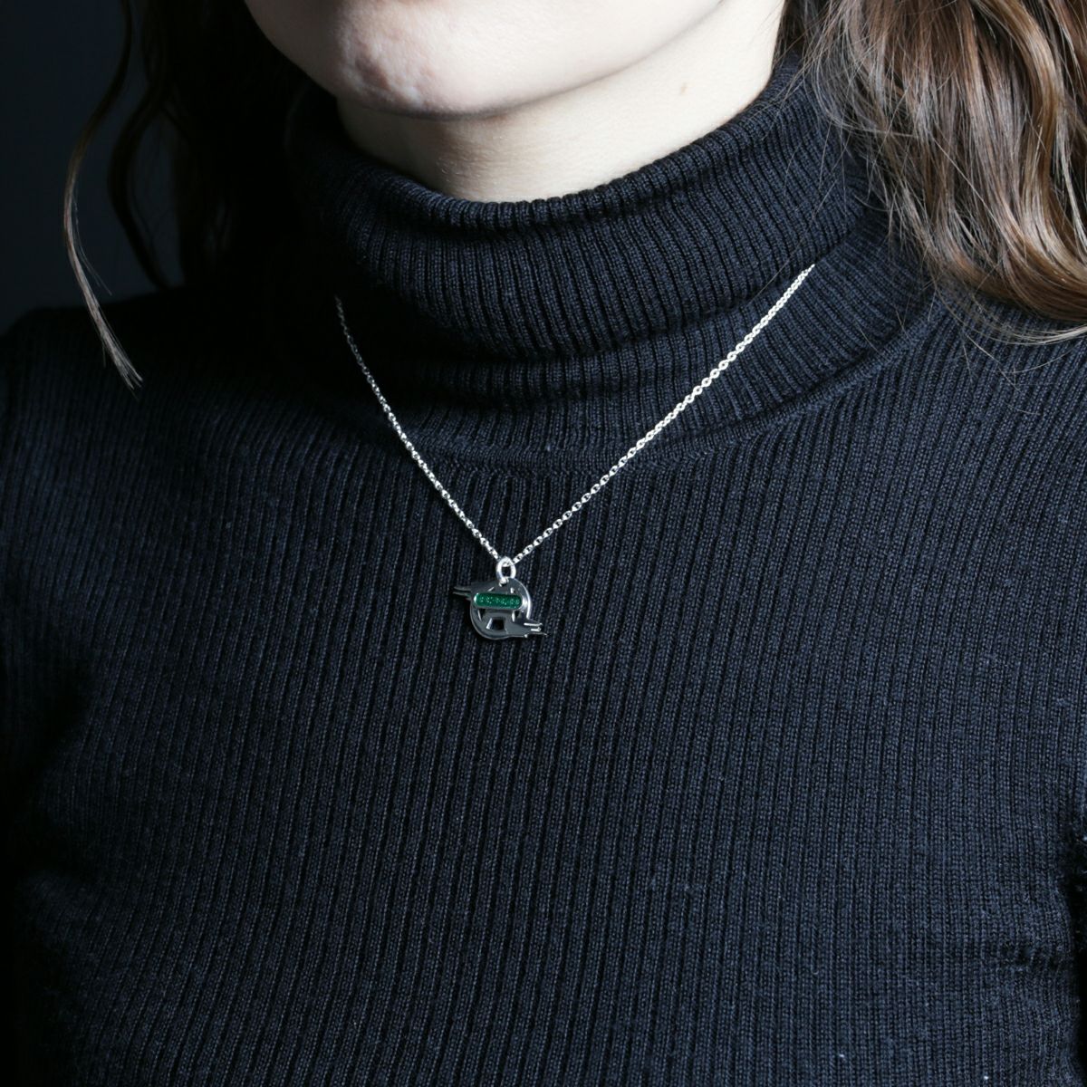 JJO064)ジョジョの奇妙な冒険 黄金の風 M・B ネックレス｜アクセサリー