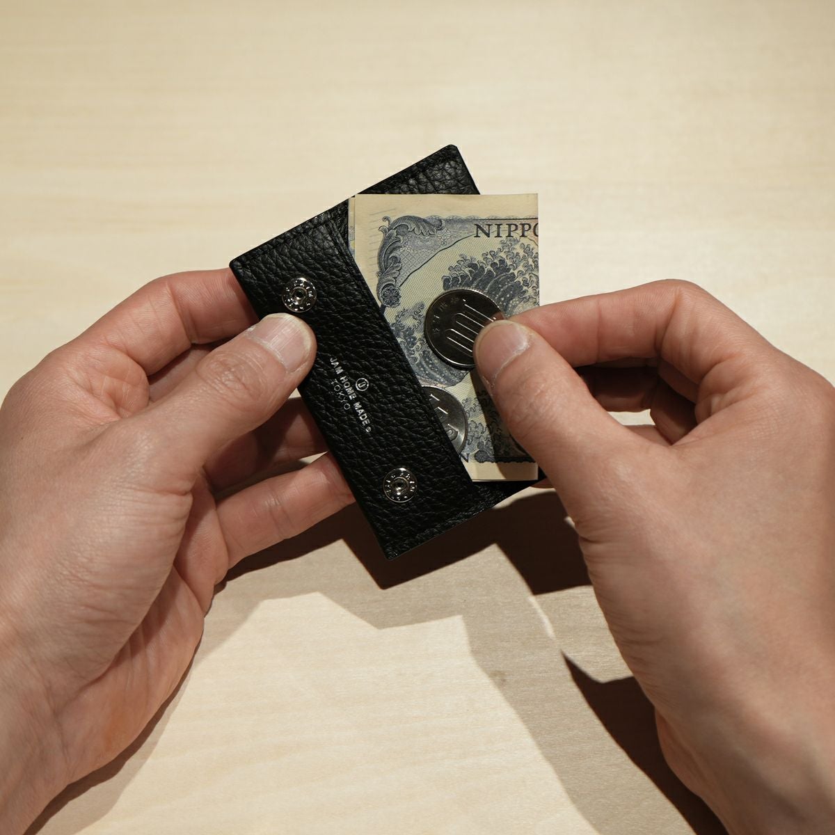 JNS1223)4NK trick mini キーウォレット キャッシュレス対応のお財布