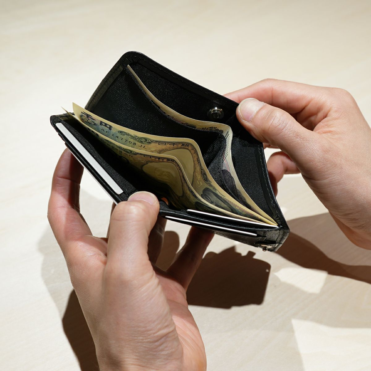 JNS1219)4NK trick mini ミディアムウォレット キャッシュレス対応のお