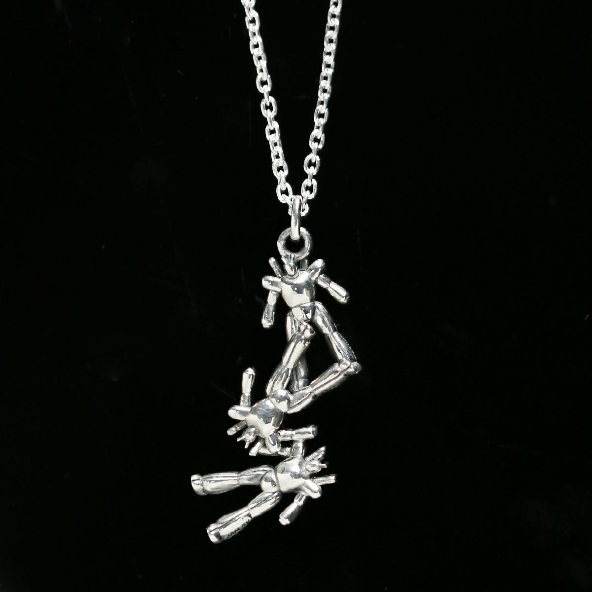 000000013334-06.jpg?size=l&w=