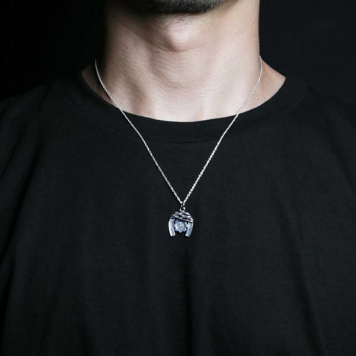 JJO087)ジョジョの奇妙な冒険 ストーンオーシャン M・I・H ネックレス
