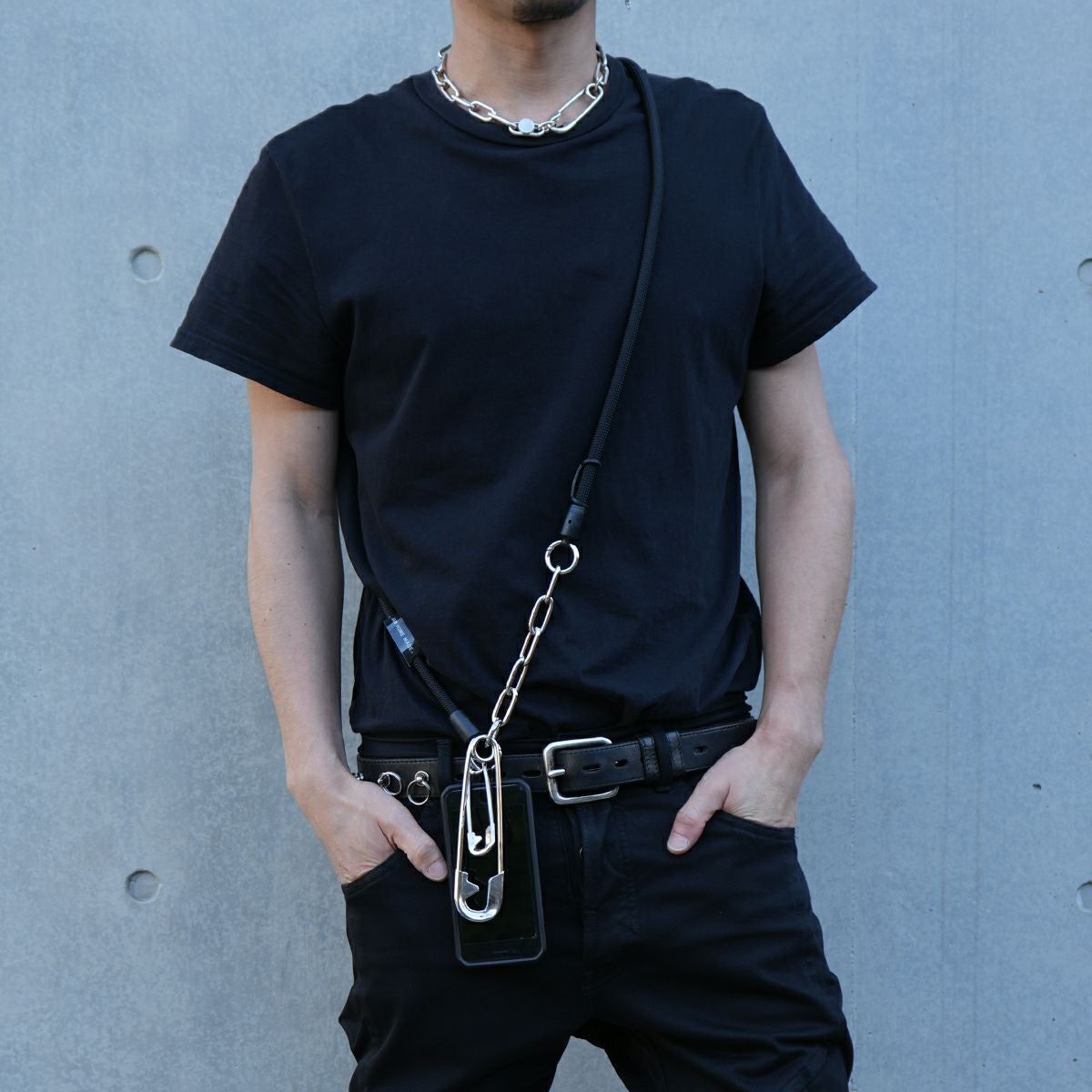 JNS1235)YOSEMITE - ヨセミテストラップ 4NK multi CORD CHAIN スマホ